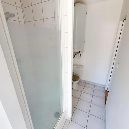 F2- Rue D'iena Apartment *